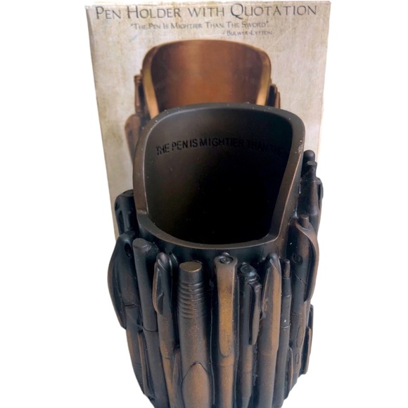NWB TMS-Menagerie Pen Holder With Quotation - Picture 2 of 7
